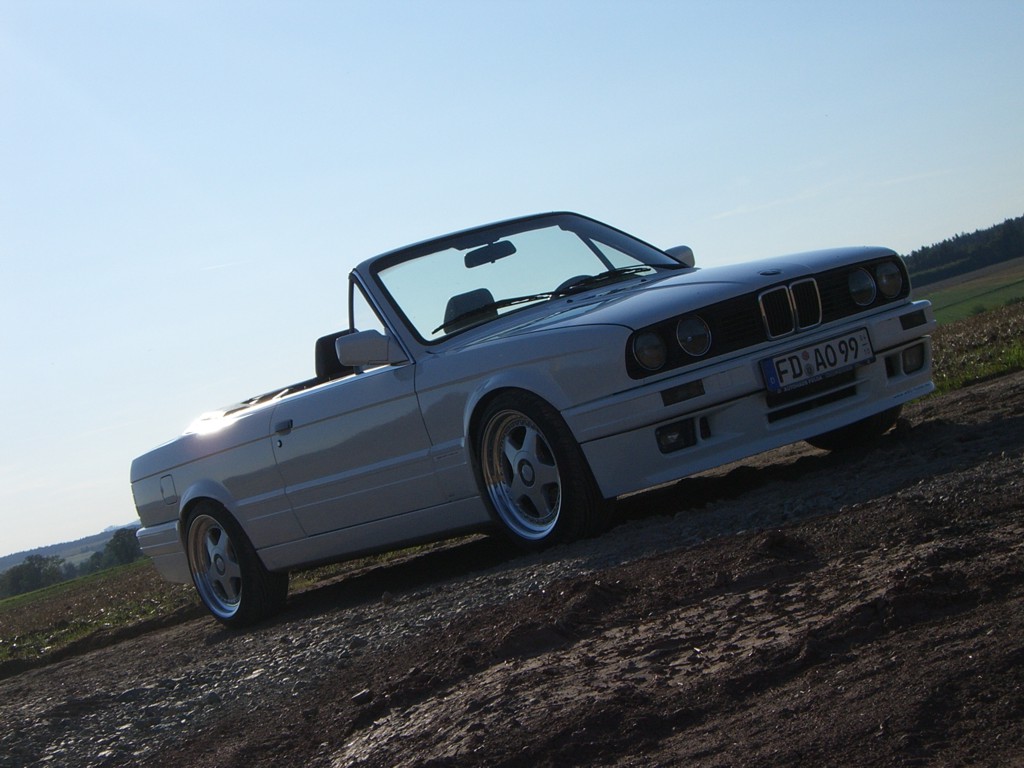 E30 325i Cabrio M-Technik 2 Alpinweiss II - 3er BMW - E30 E30 325i Cabrio M-Technik 2 Alpinweiss II - 3er BMW - E30
